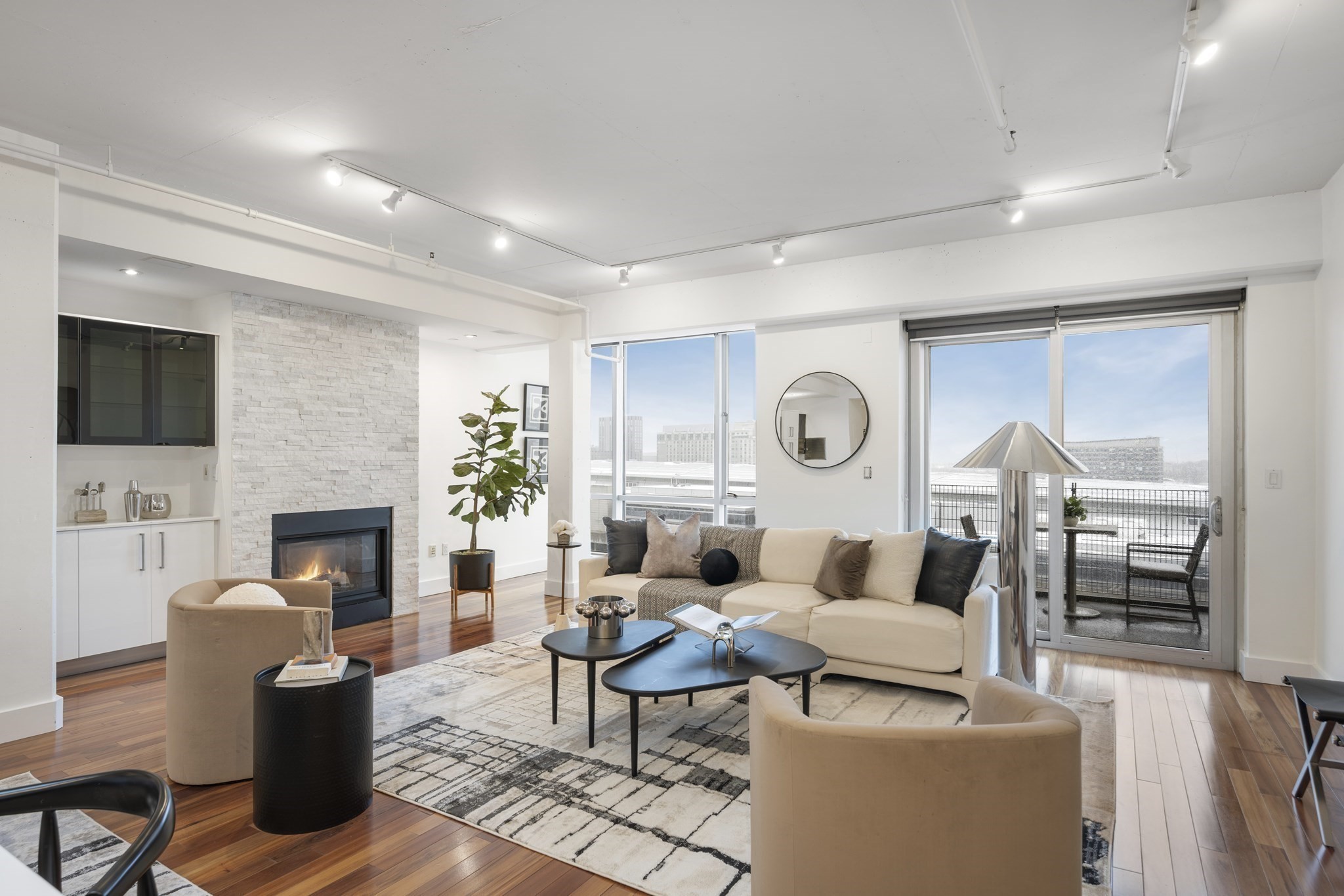 25 Channel Center St Unit PH201, Seaport, Boston, MA 02210