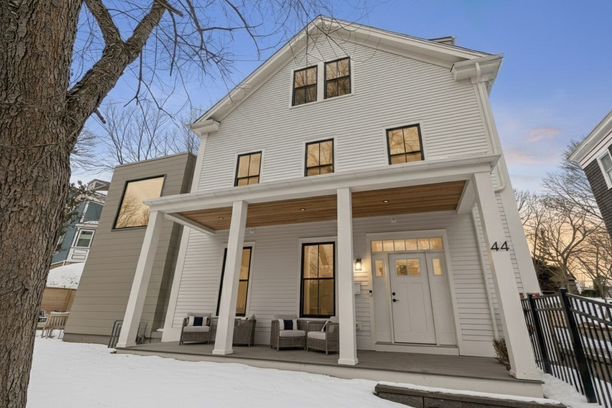 44 Robeson St, Jamaica Plain, Boston, MA 02130