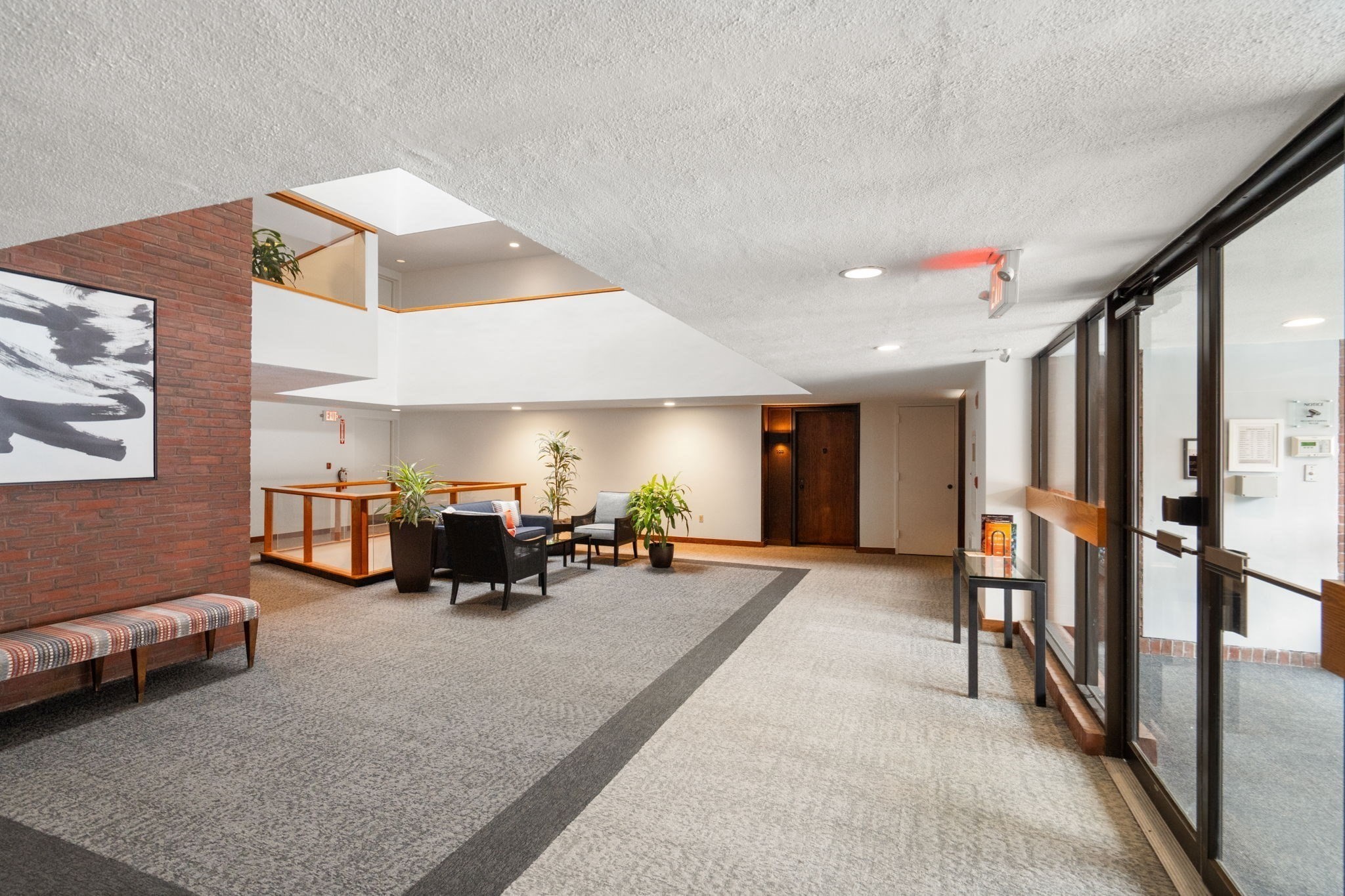 85 Grove St Unit 203, Wellesley, MA 02482 - Image 2