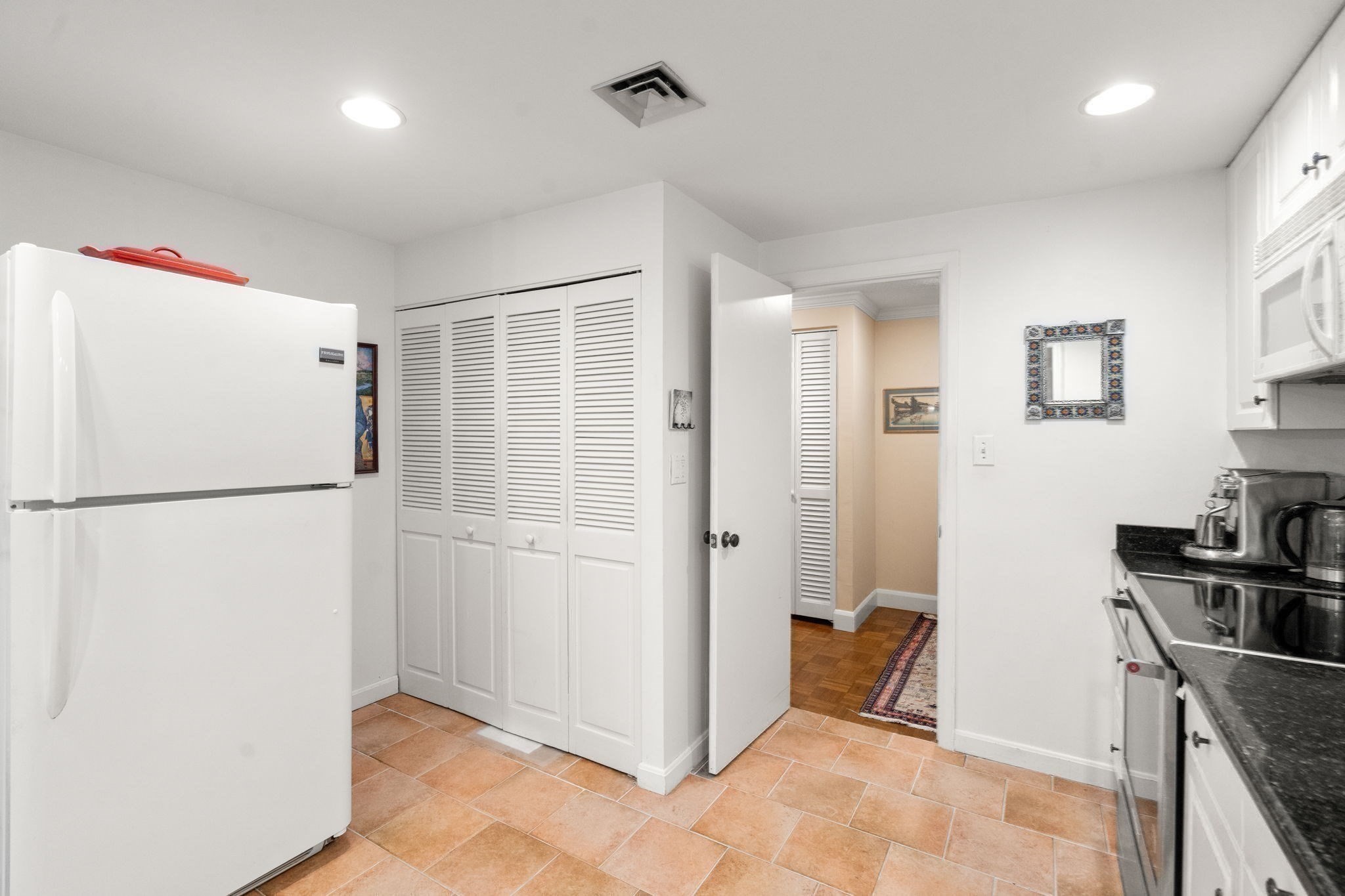 85 Grove St Unit 203, Wellesley, MA 02482 - Image 16