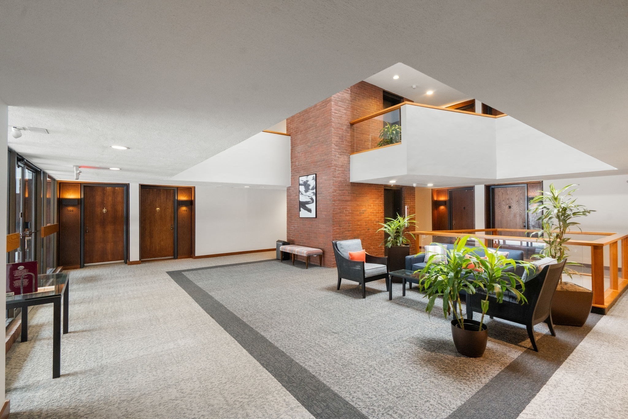 85 Grove St Unit 203, Wellesley, MA 02482 - Image 3