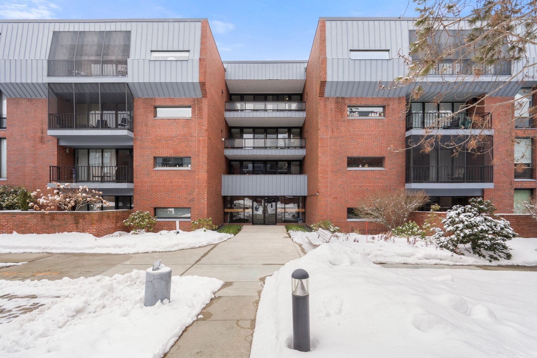 85 Grove St Unit 203, Wellesley, MA 02482 - Image 31