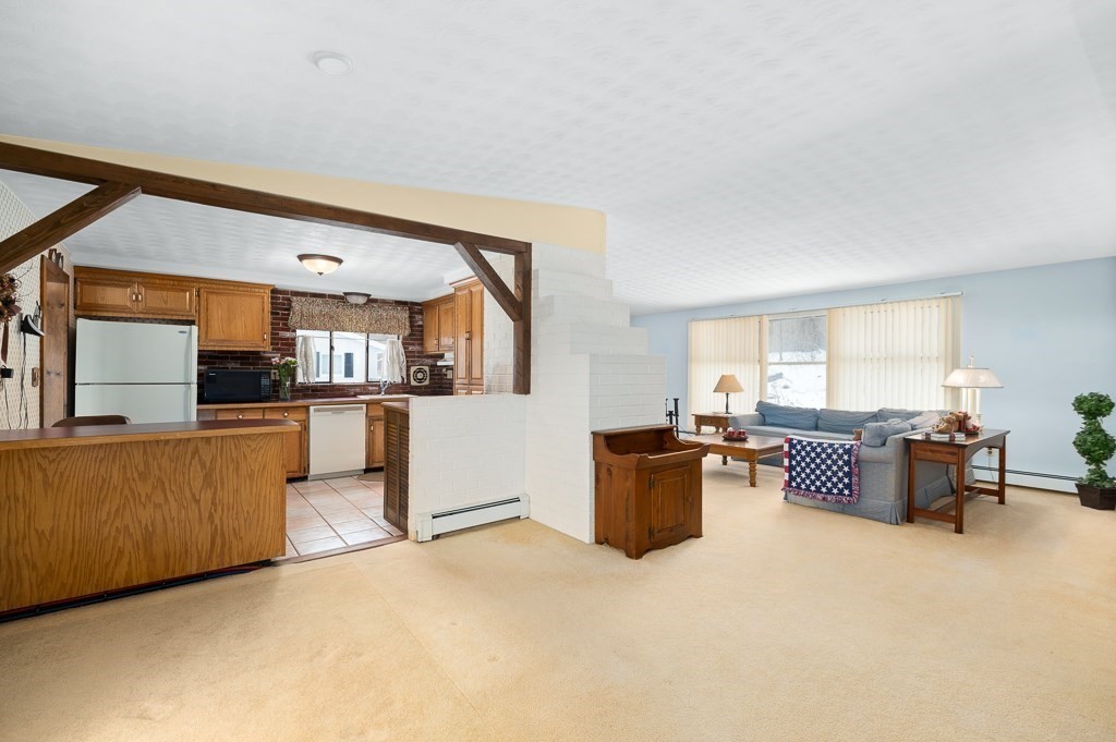 14 Grove St, Danvers, MA 01923 - Image 2