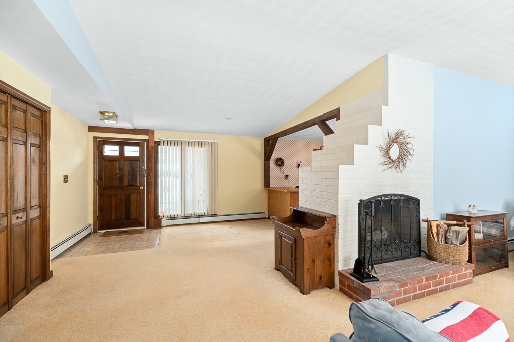 14 Grove St, Danvers, MA 01923 - Image 4