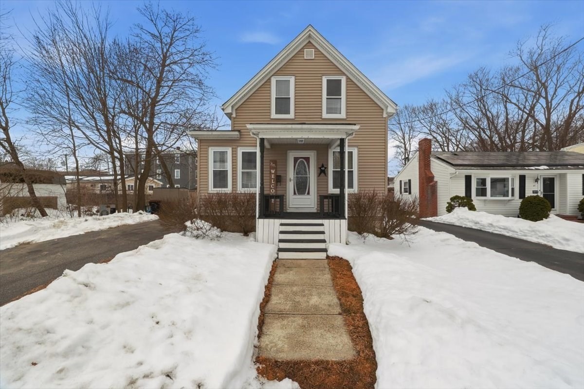 49 Martin St, Brockton, MA 02302