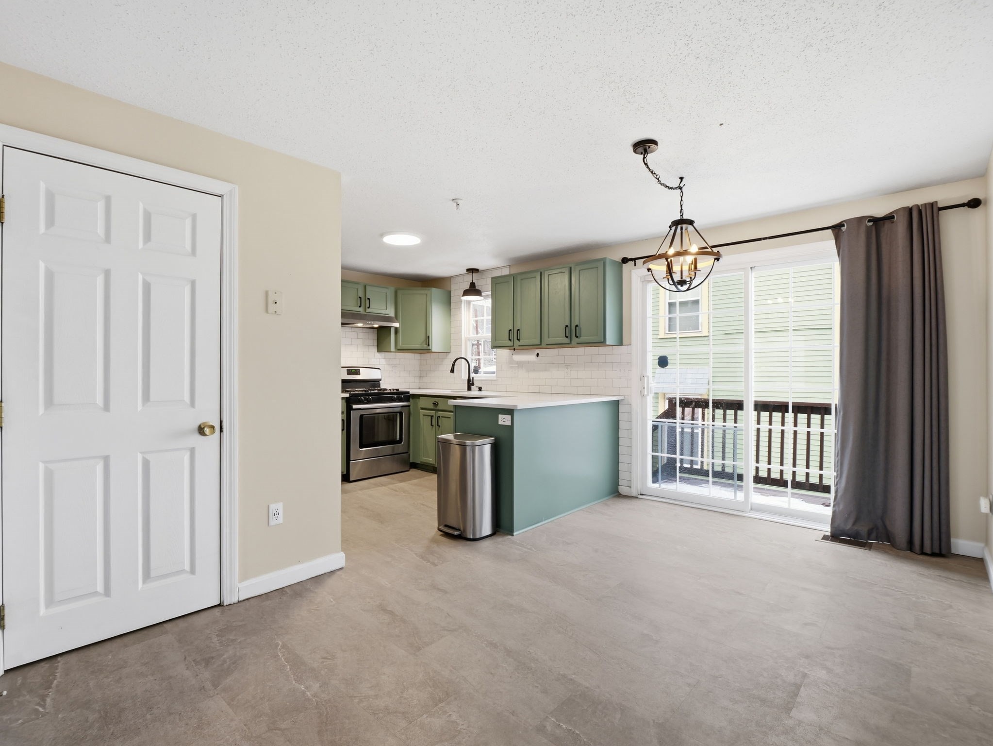 57 Wannalancit St Unit 11, Lowell, MA 01854 - Image 2