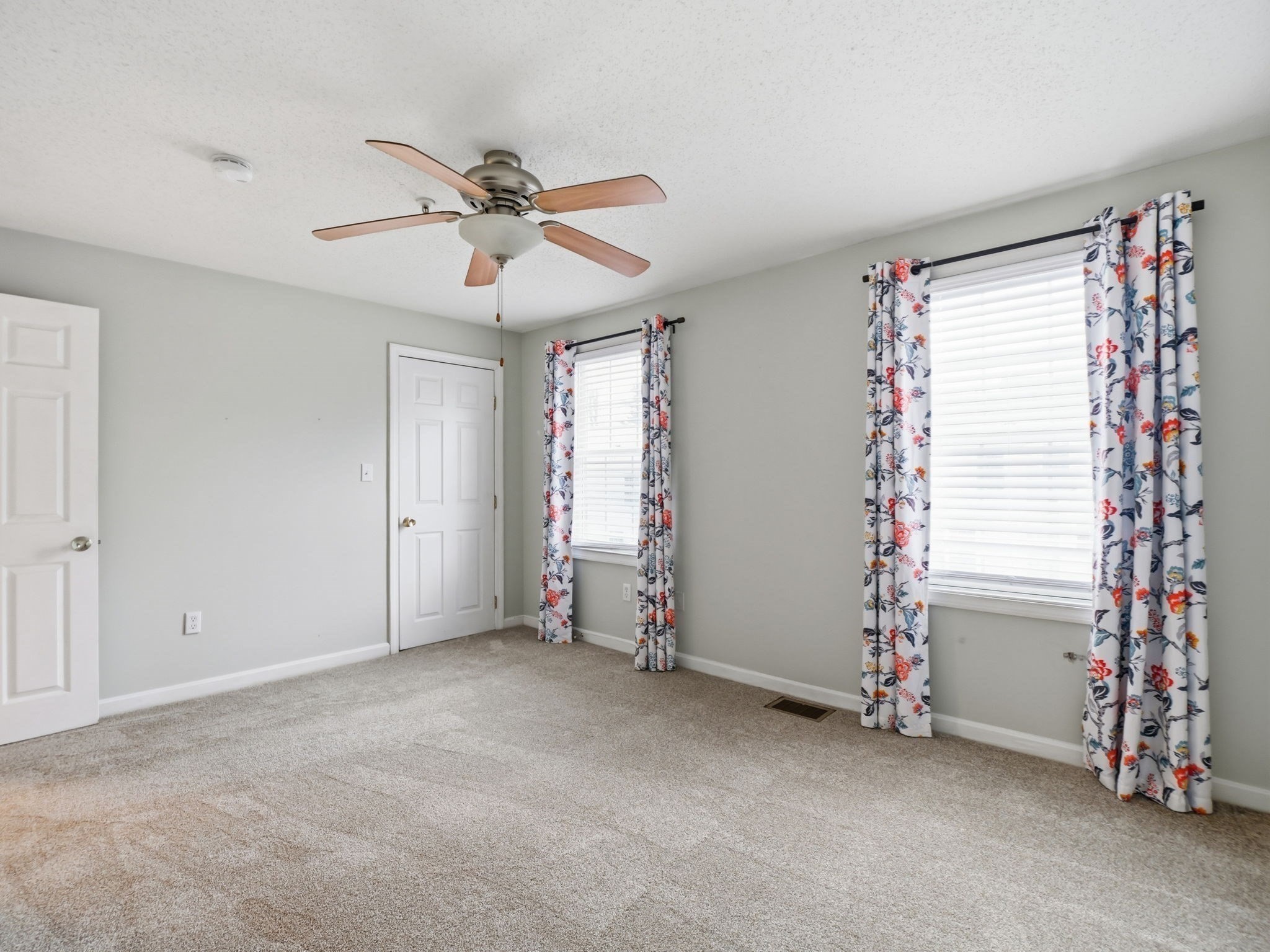 57 Wannalancit St Unit 11, Lowell, MA 01854 - Image 26