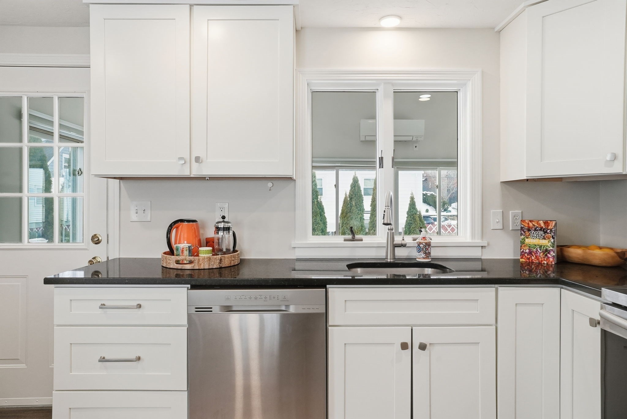 41 Vogel St, West Roxbury, Boston, MA 02132 - Image 9