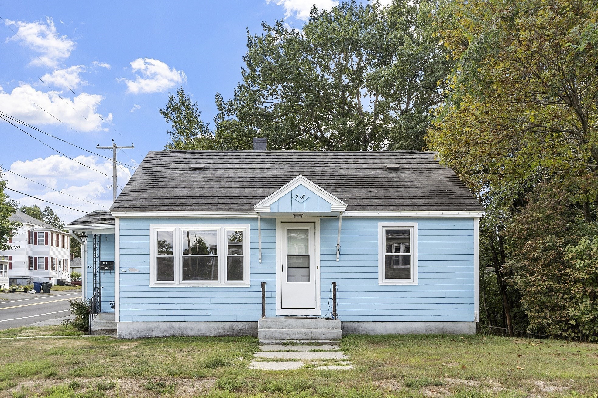 257 Spruce St, Leominster, MA 01453