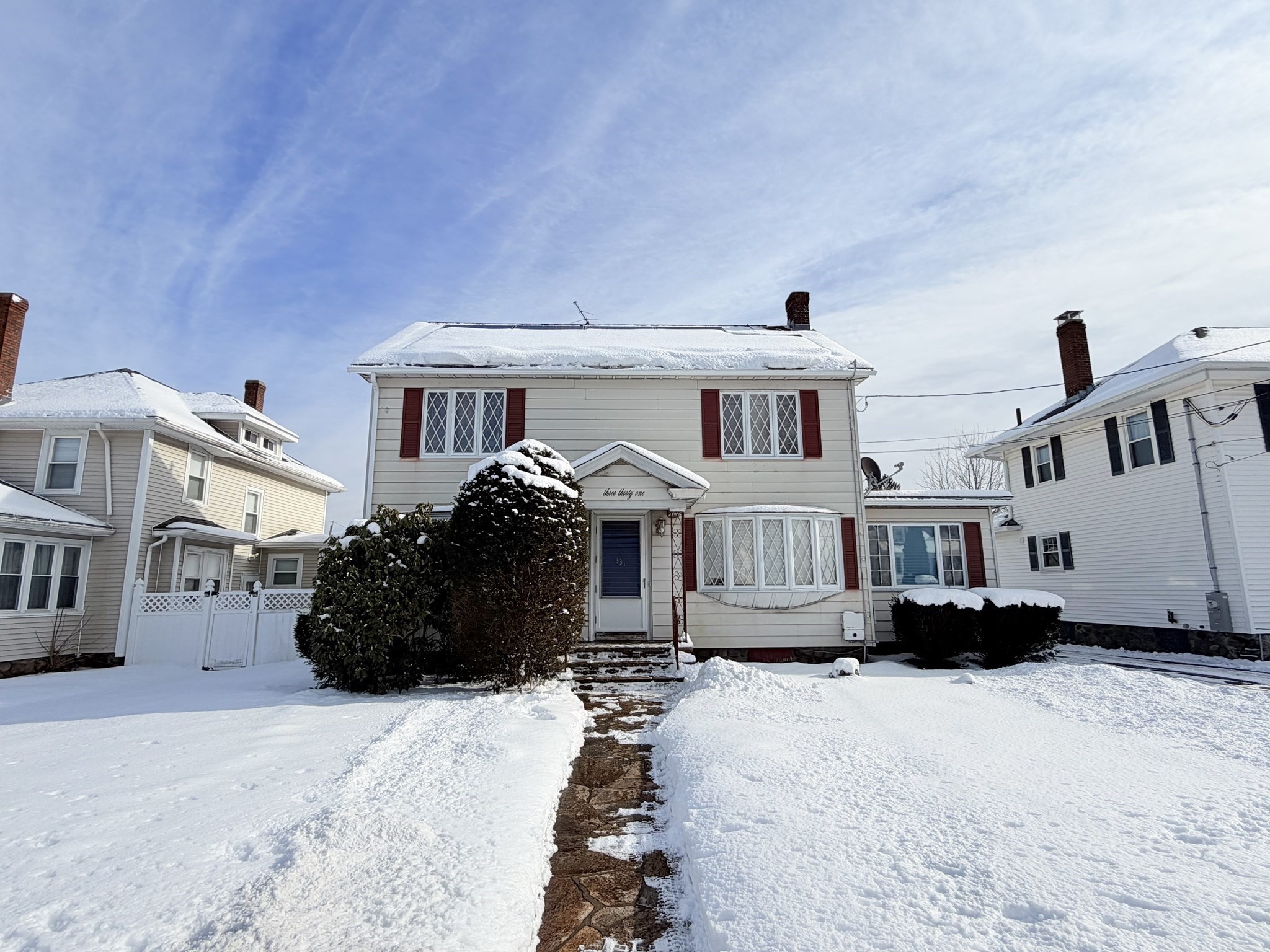 331 Burncoat St, Worcester, MA 01606