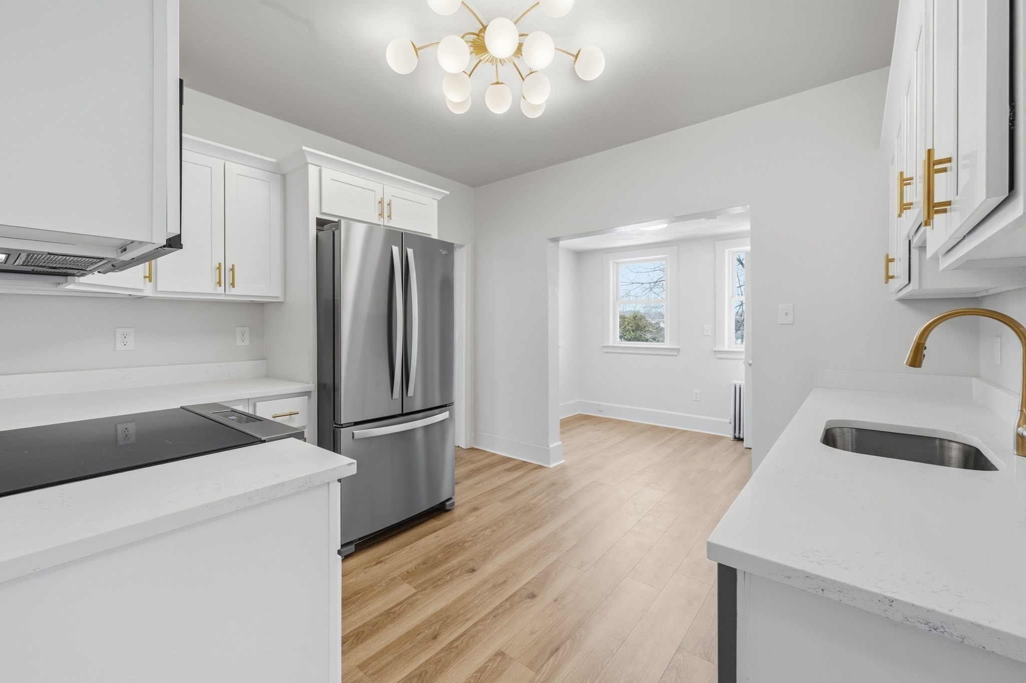 22 Douglas Ave Unit 2, Maynard, MA 01754