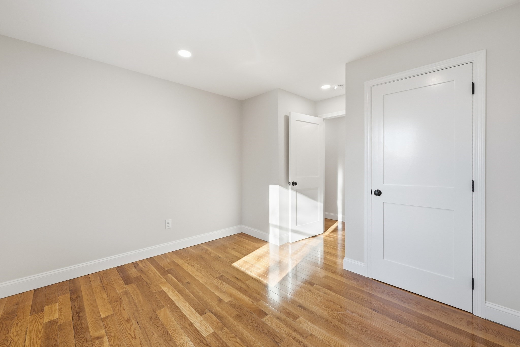 79 School St Unit 4, Lowell, MA 01854 - Image 25