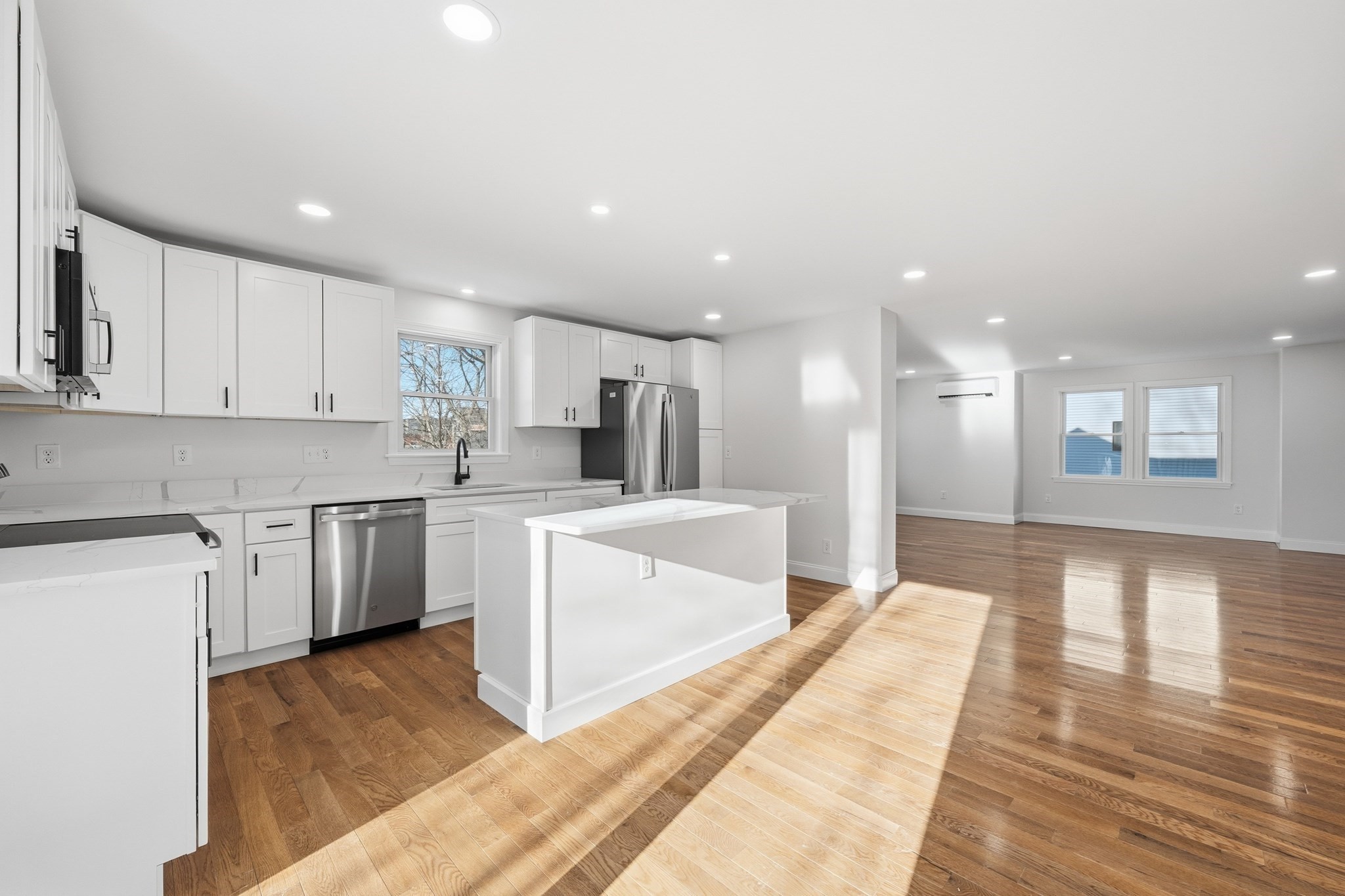 79 School St Unit 4, Lowell, MA 01854 - Image 5