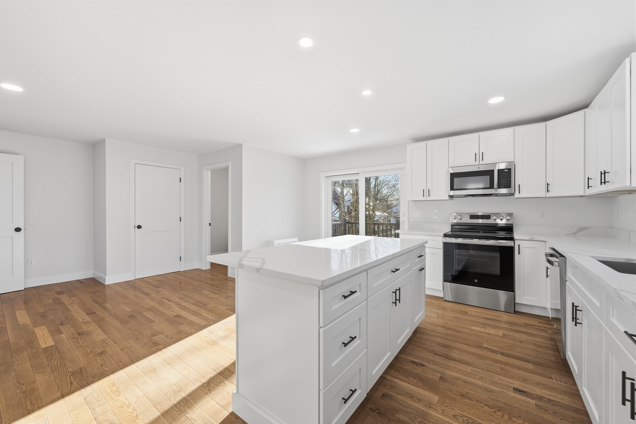 79 School St Unit 4, Lowell, MA 01854 - Image 8