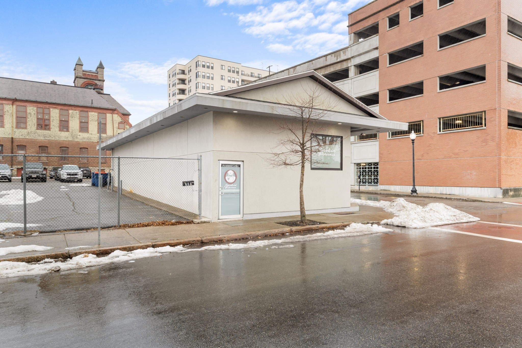 289 Acushnet Ave, New Bedford, MA 02740