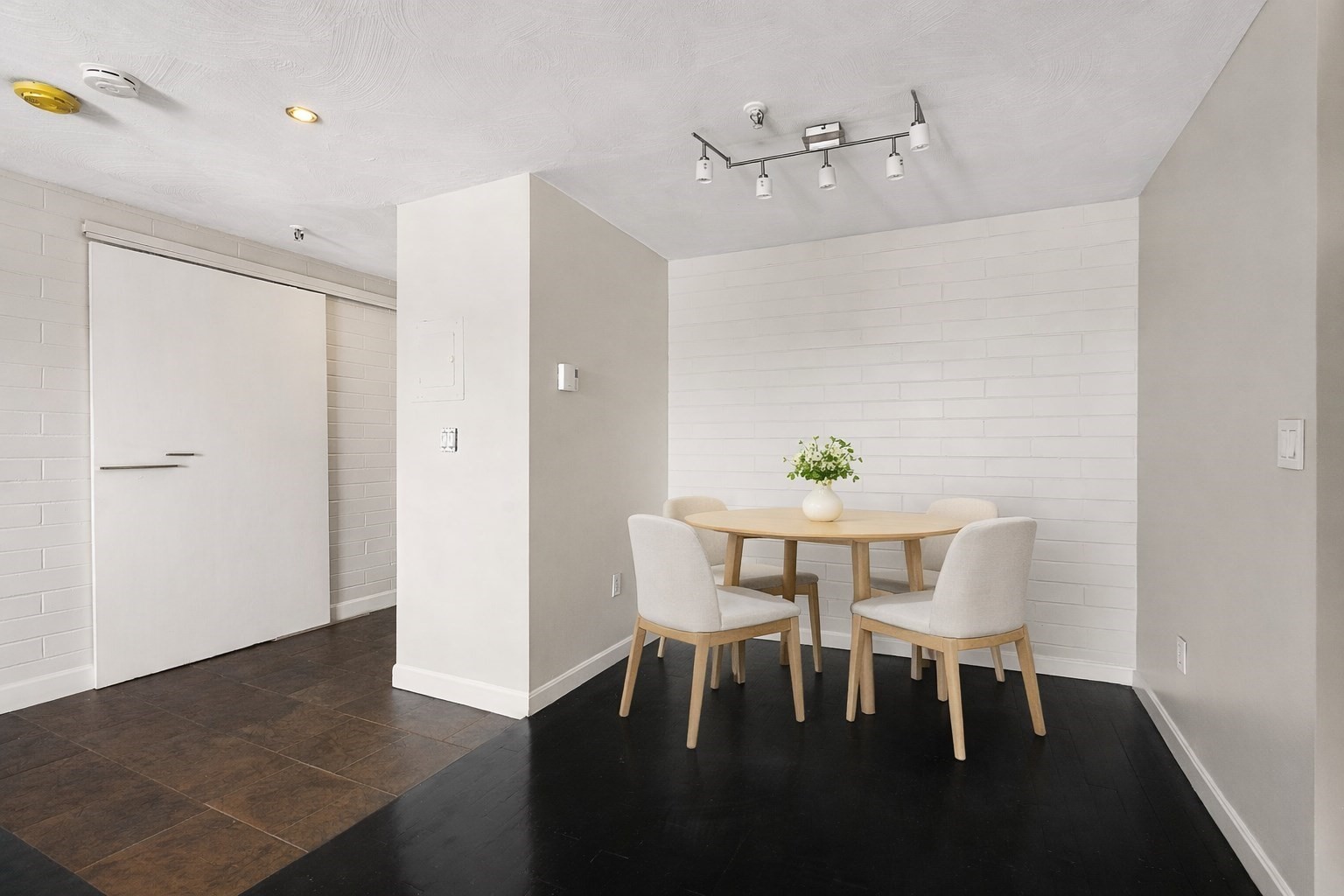 115 W Squantum St Unit 811, Quincy, MA 02171 - Image 2