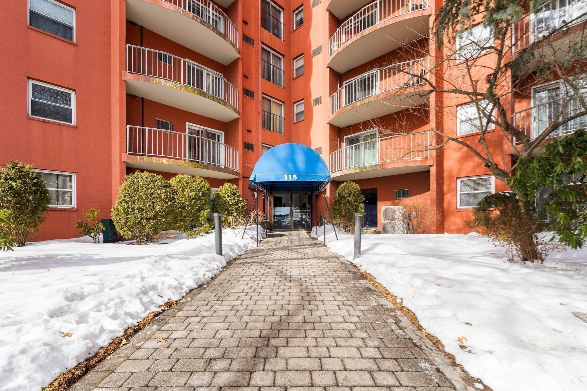 115 W Squantum St Unit 811, Quincy, MA 02171 - Image 18