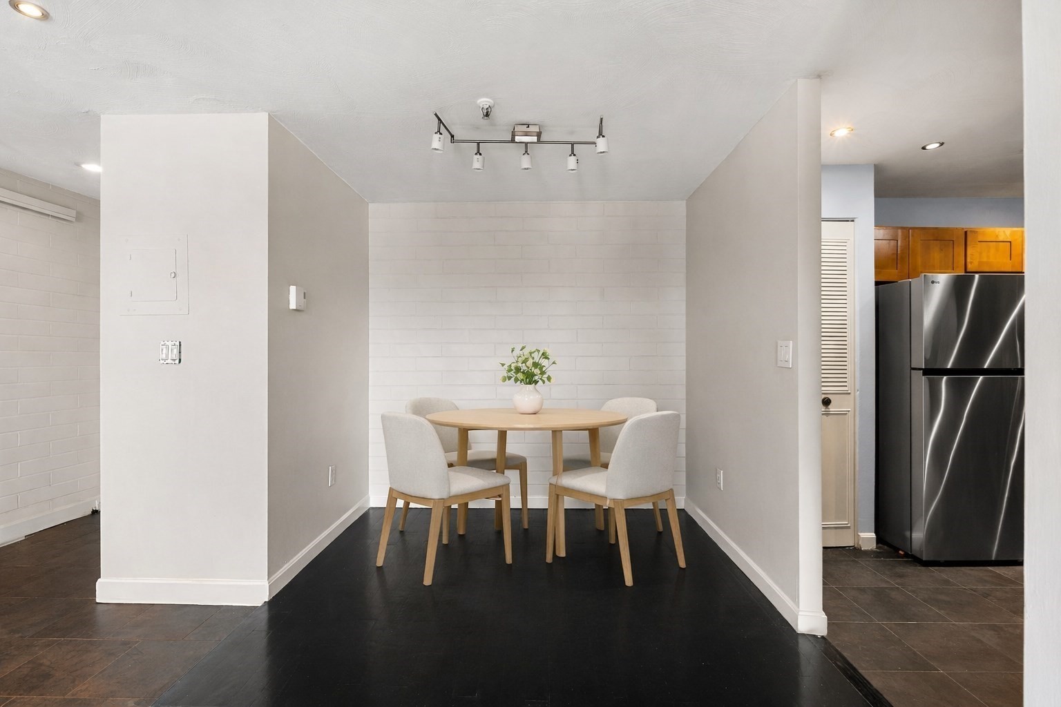 115 W Squantum St Unit 811, Quincy, MA 02171 - Image 3