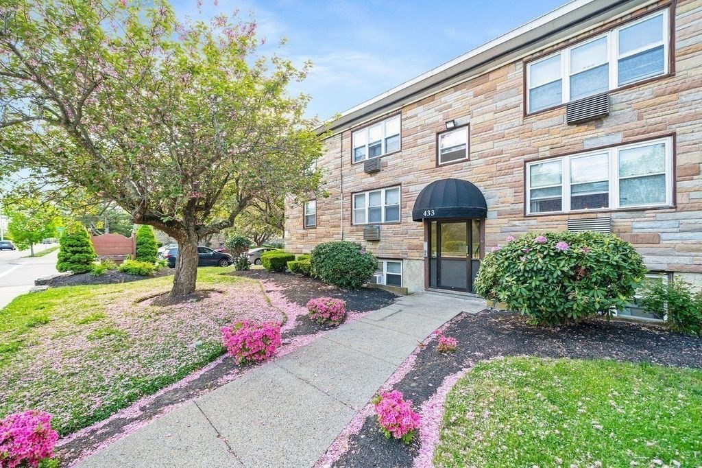 433 W Elm St Unit 2, Brockton, MA 02301