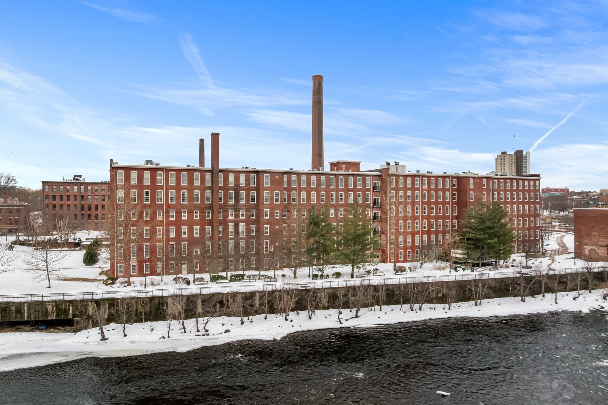 52 Lawrence Dr Unit M206, Lowell, MA 01854 - Image 34