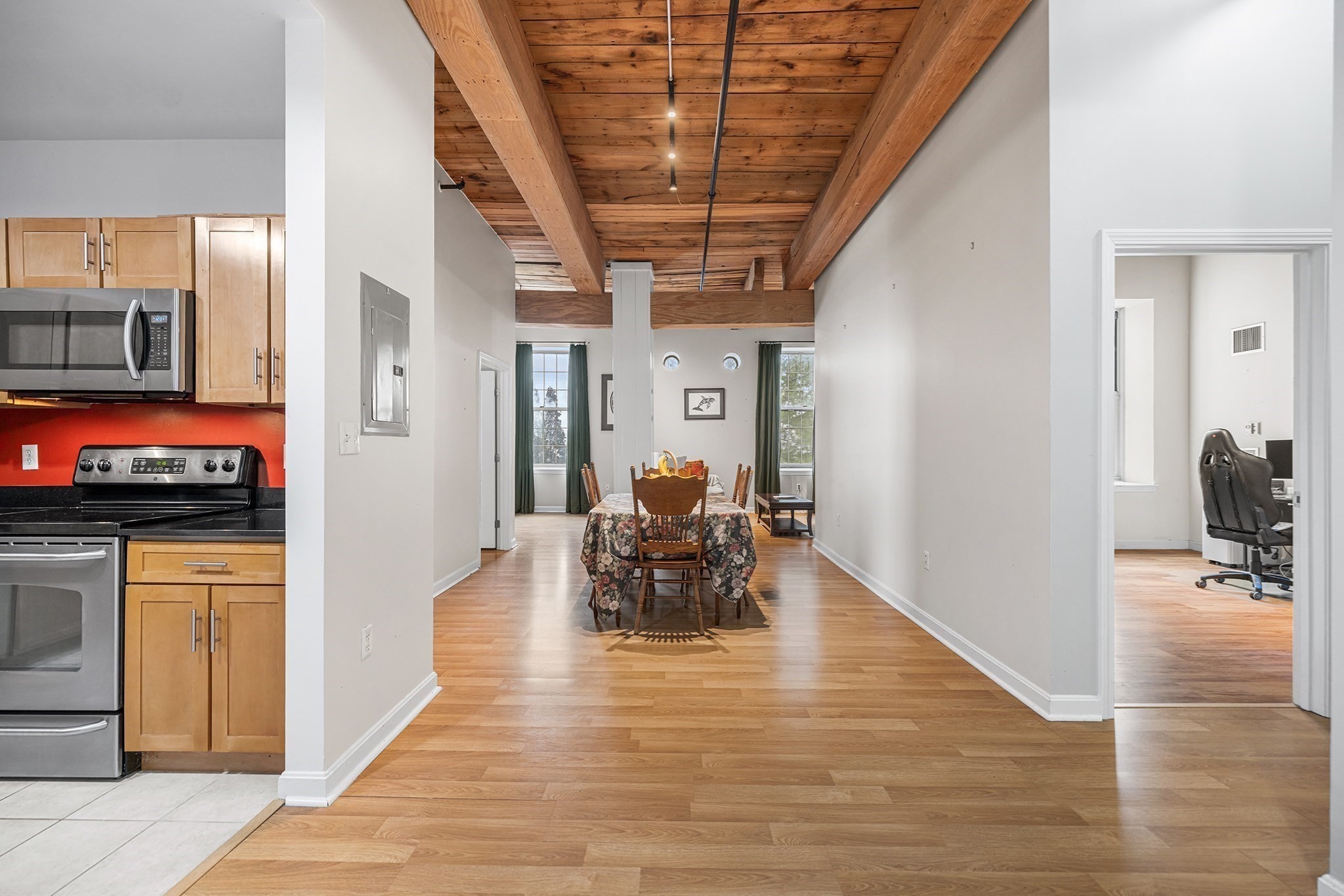 52 Lawrence Dr Unit M206, Lowell, MA 01854 - Image 6