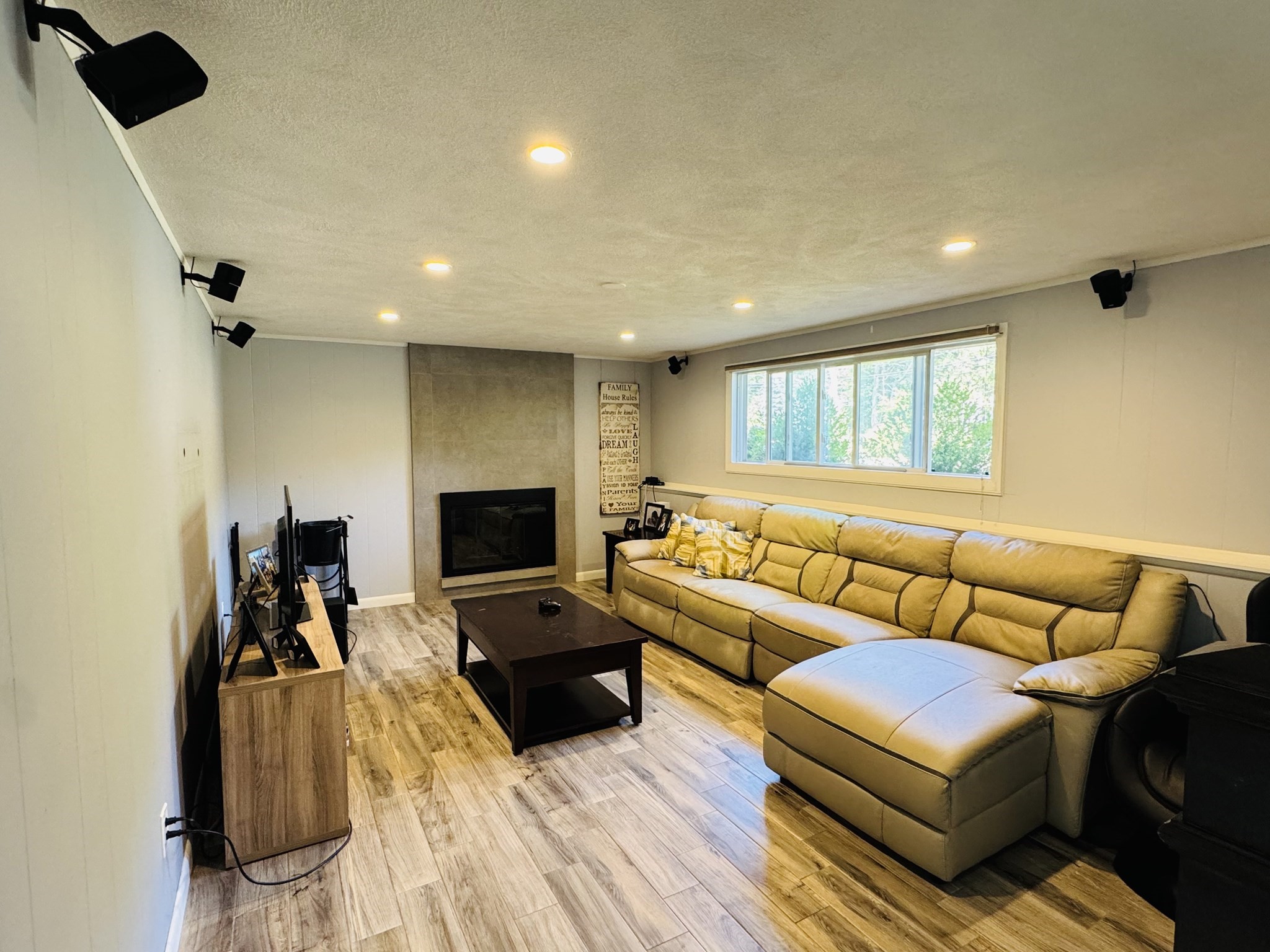 7 Thomas Dr, Framingham, MA 01701 - Image 19