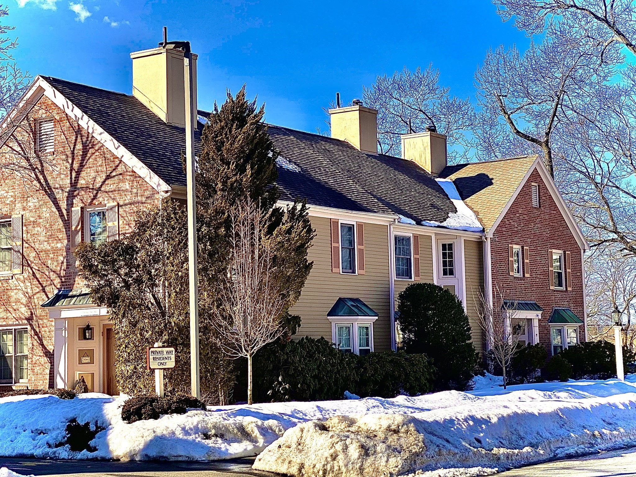 19 Oakland Avenue Unit 19, Needham, MA 02492