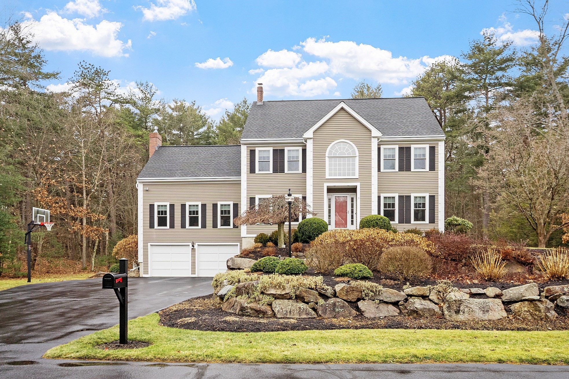 3 Worthington Green, Beverly, MA 01915