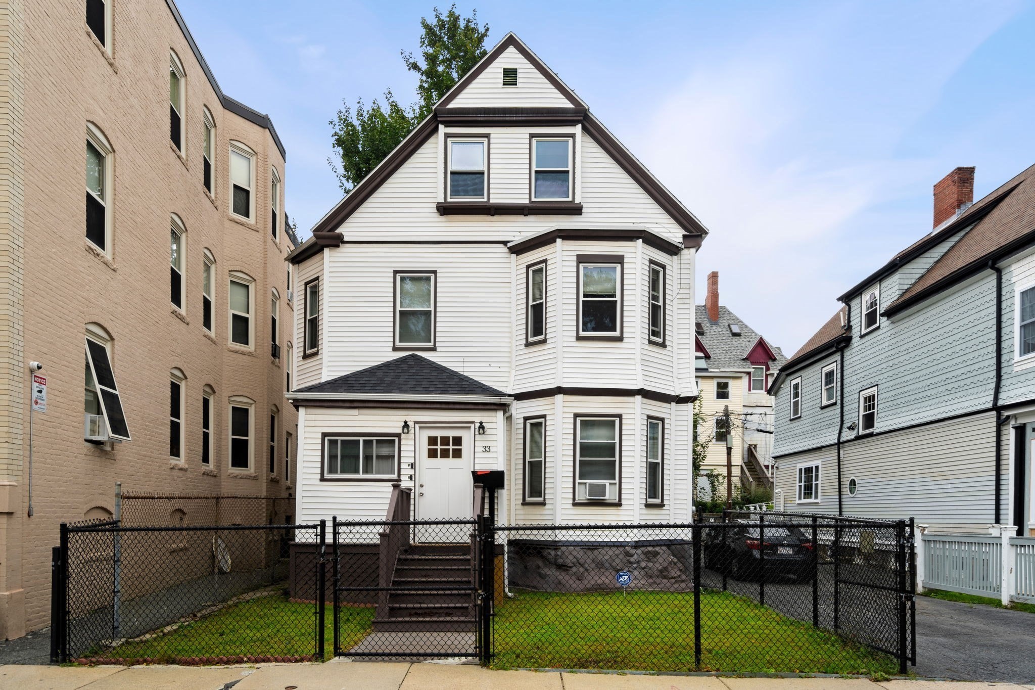 33 Waumbeck St, Roxbury, Boston, MA 02121 - Image 2