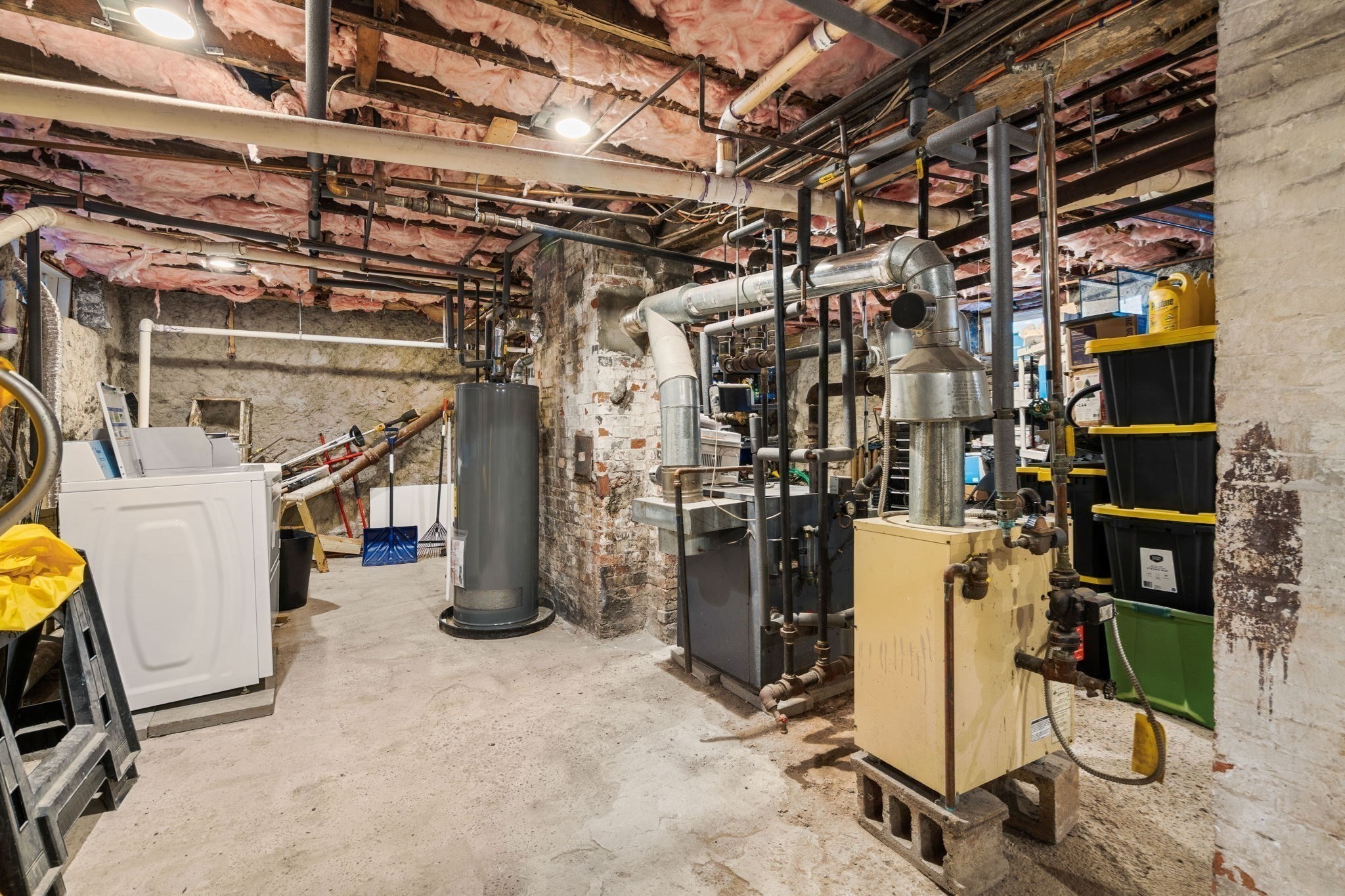 33 Waumbeck St, Roxbury, Boston, MA 02121 - Image 25