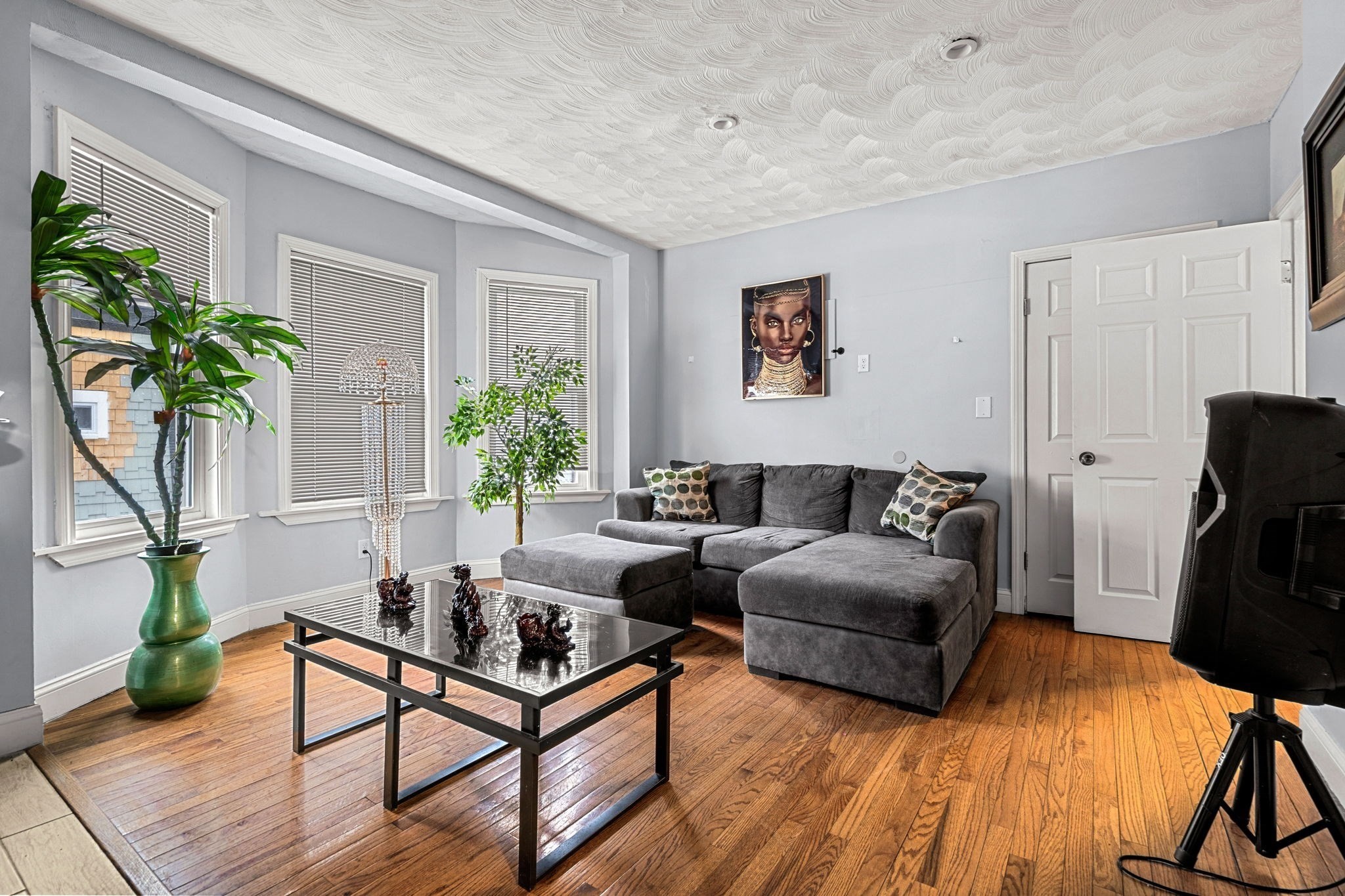 33 Waumbeck St, Roxbury, Boston, MA 02121 - Image 4