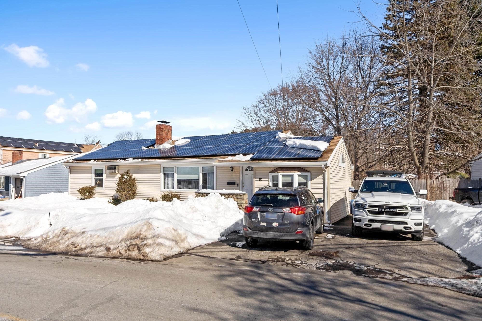 18 Dunham Rd, Beverly, MA 01915 - Image 2