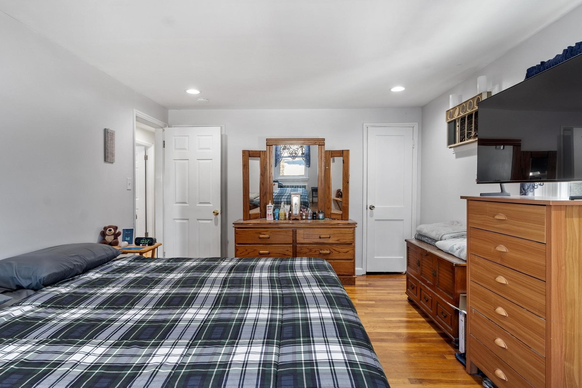 18 Dunham Rd, Beverly, MA 01915 - Image 12