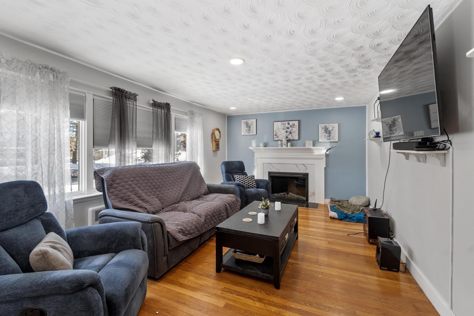 18 Dunham Rd, Beverly, MA 01915 - Image 4