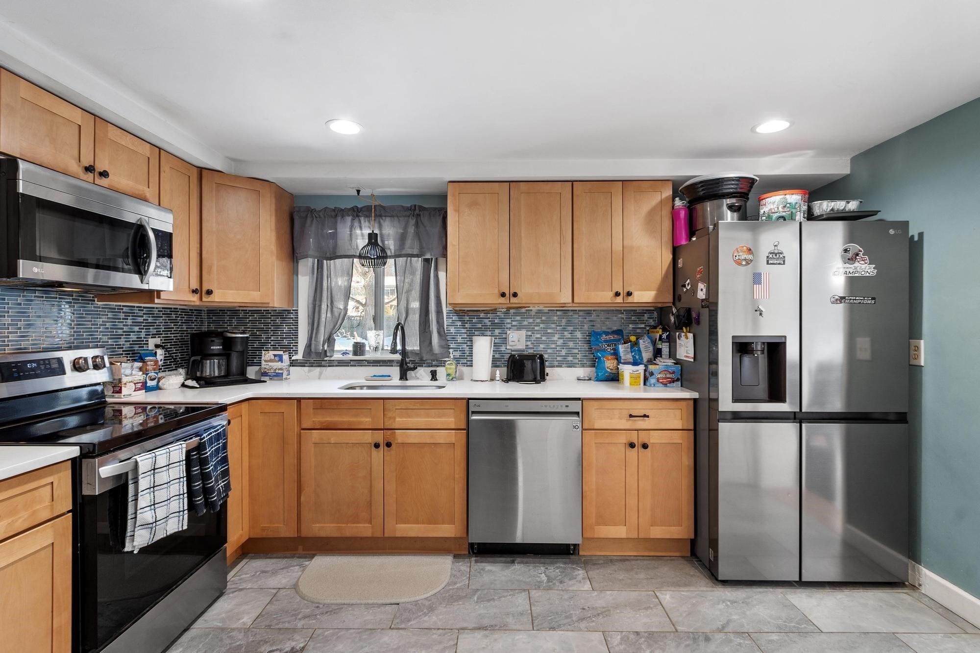 18 Dunham Rd, Beverly, MA 01915 - Image 9