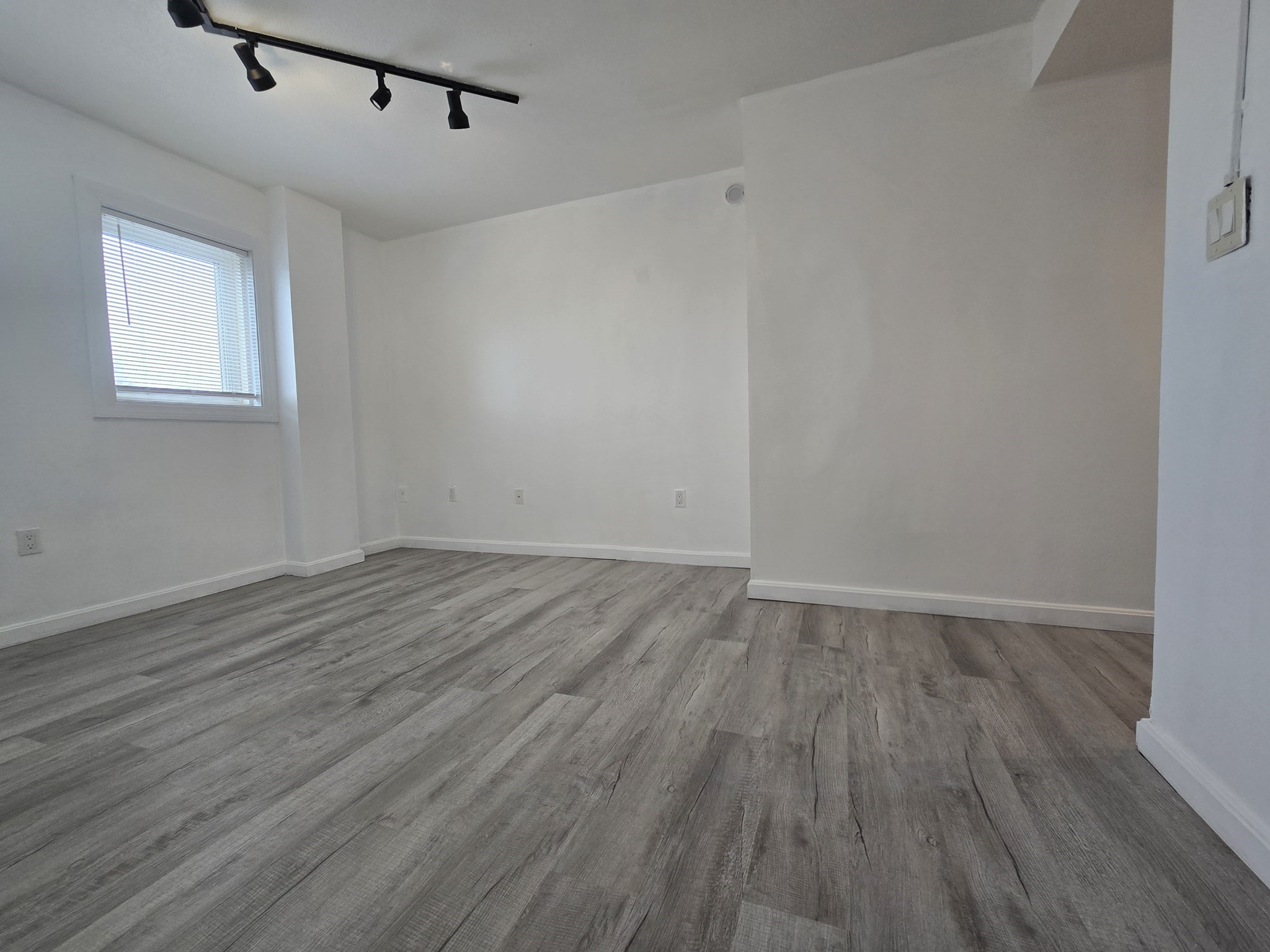 165 Cottage St Unit 706, Chelsea, MA 02150 - Image 9