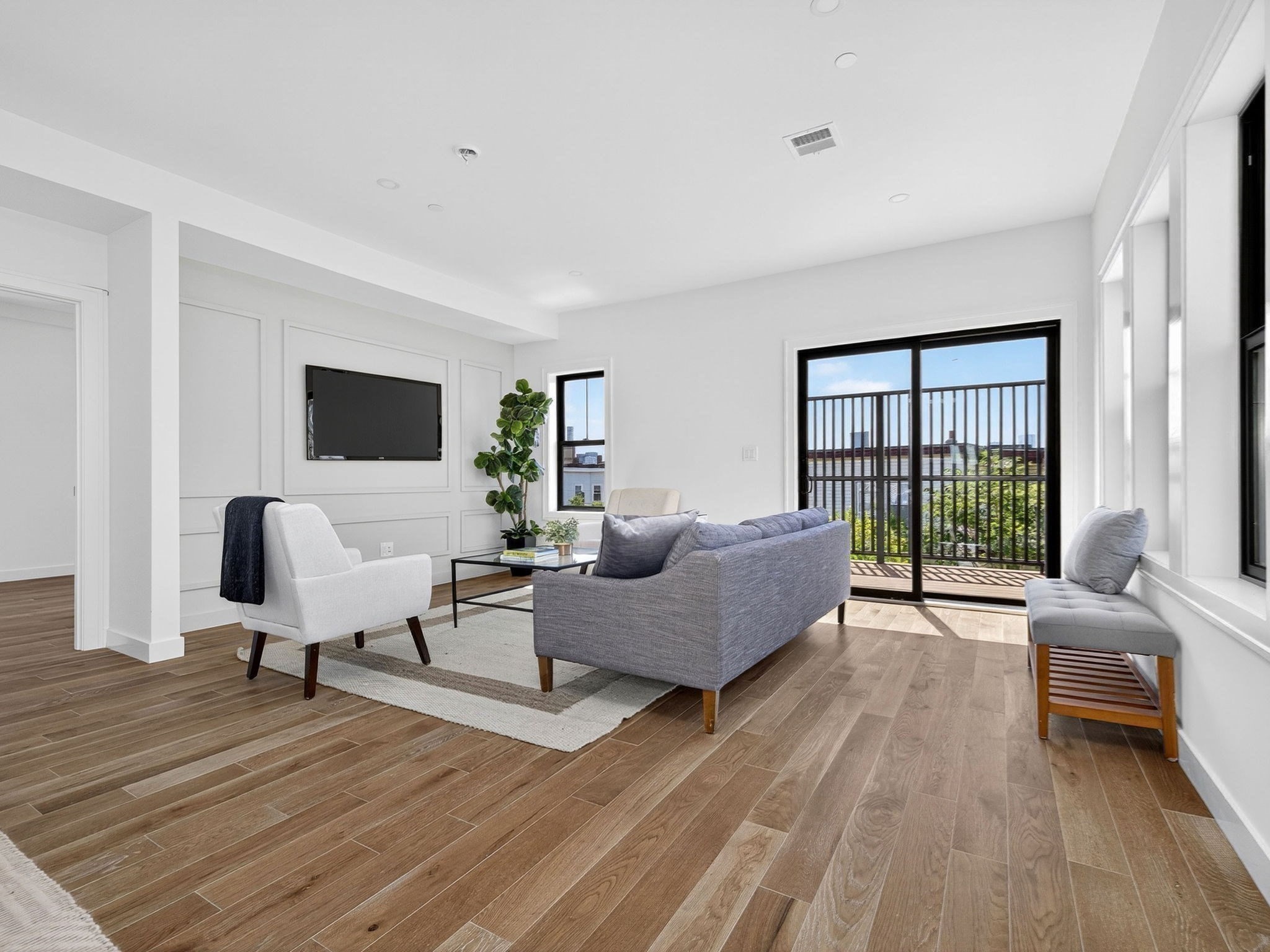 192 Washington Street Unit C, Somerville, MA 02143