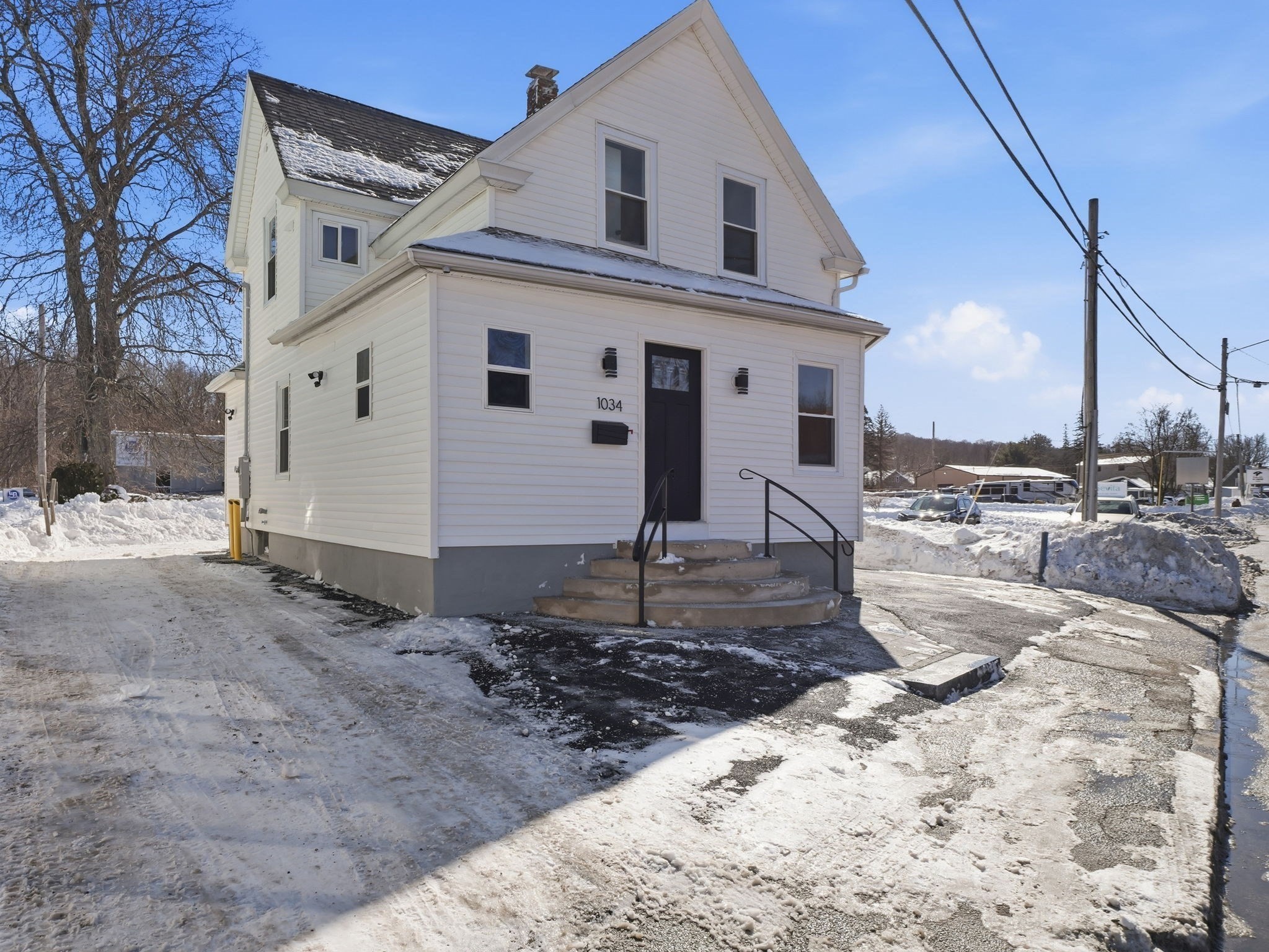 1034 Southbridge Street, Worcester, MA 01610