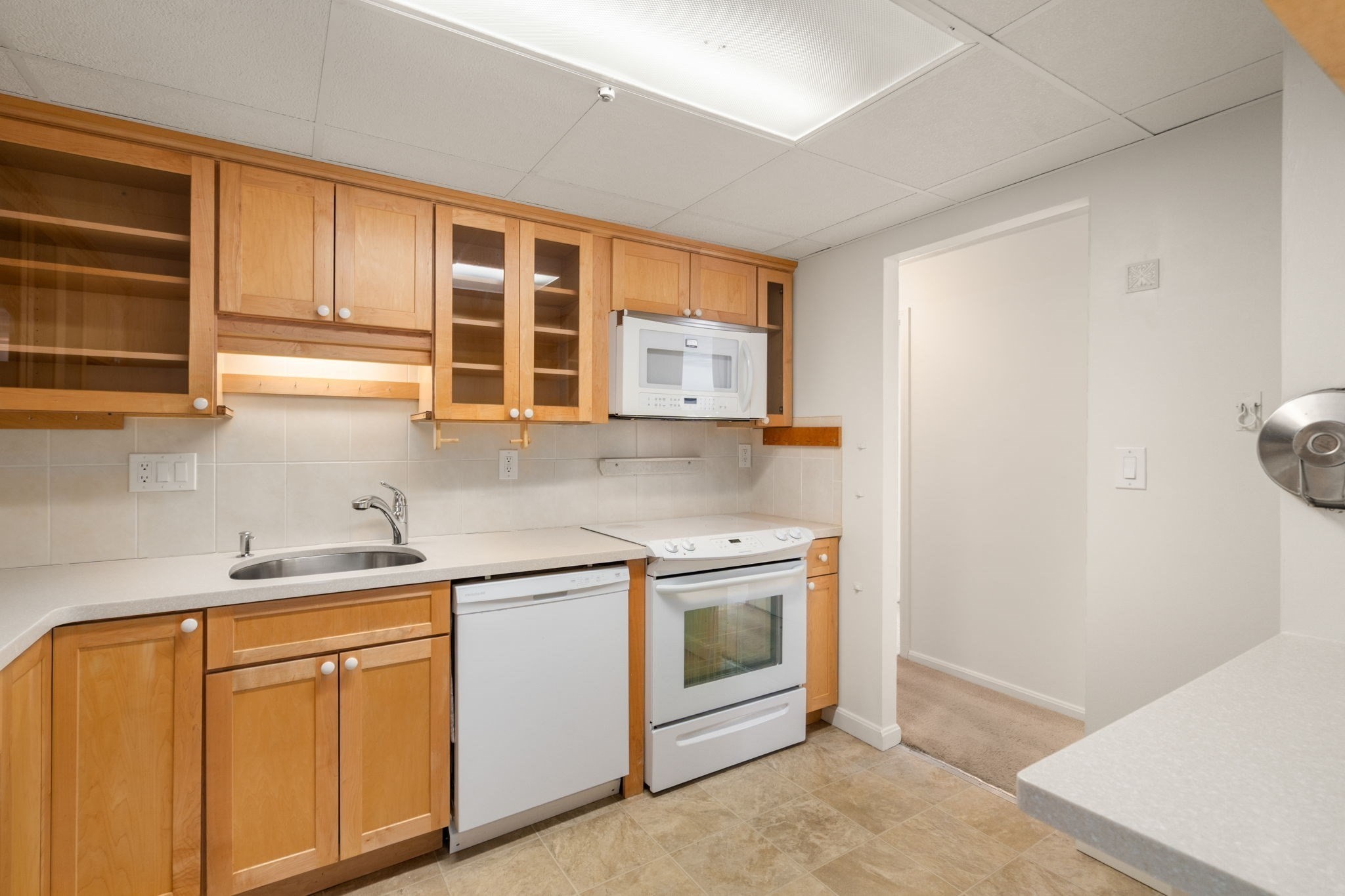 40 Bigelow Ave Unit 23, Watertown, MA 02472