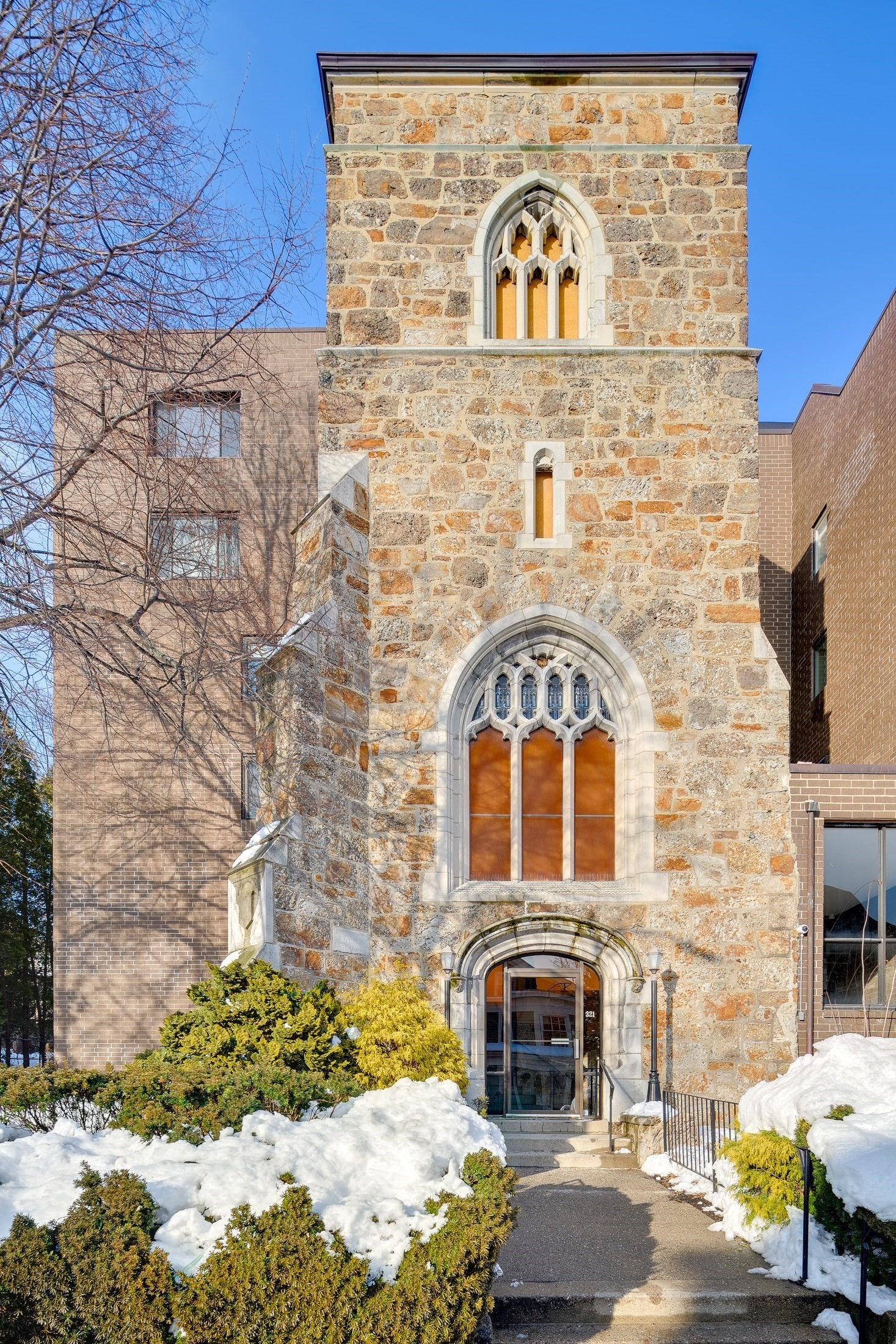 321 Harvard Street Unit 307, Cambridge, MA 02139