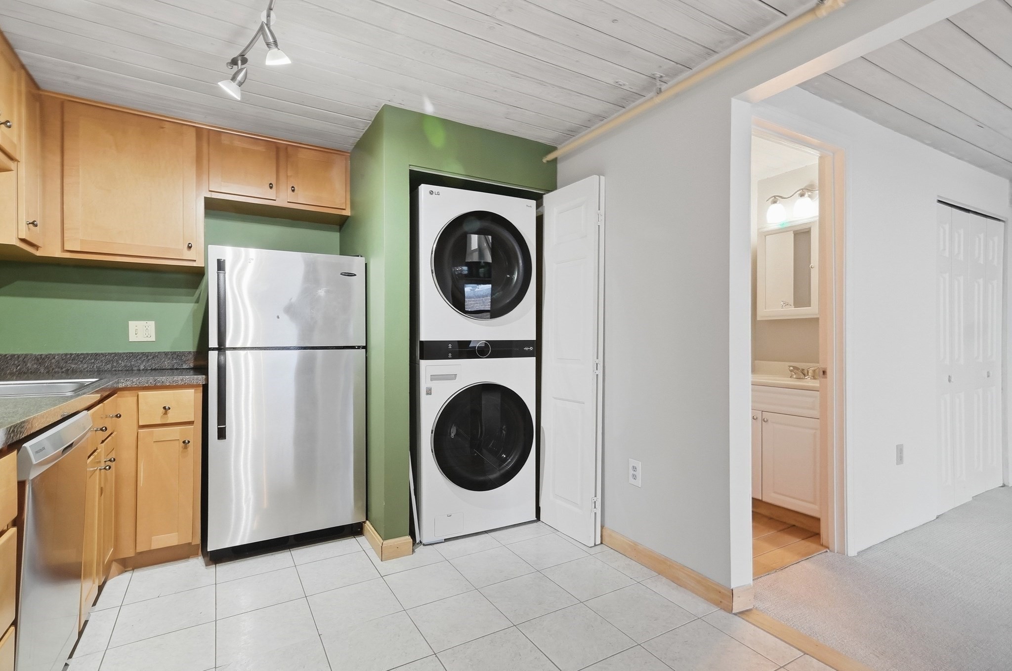 33 Maplewood Avenue Unit 310, Gloucester, MA 01930 - Image 18
