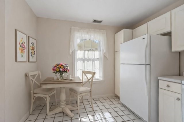 403 Gazebo Circle Unit 403, Reading, MA 01867 - Image 3