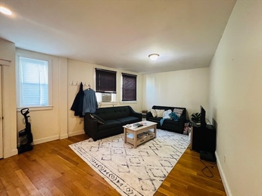 51 Calumet, Apt 1