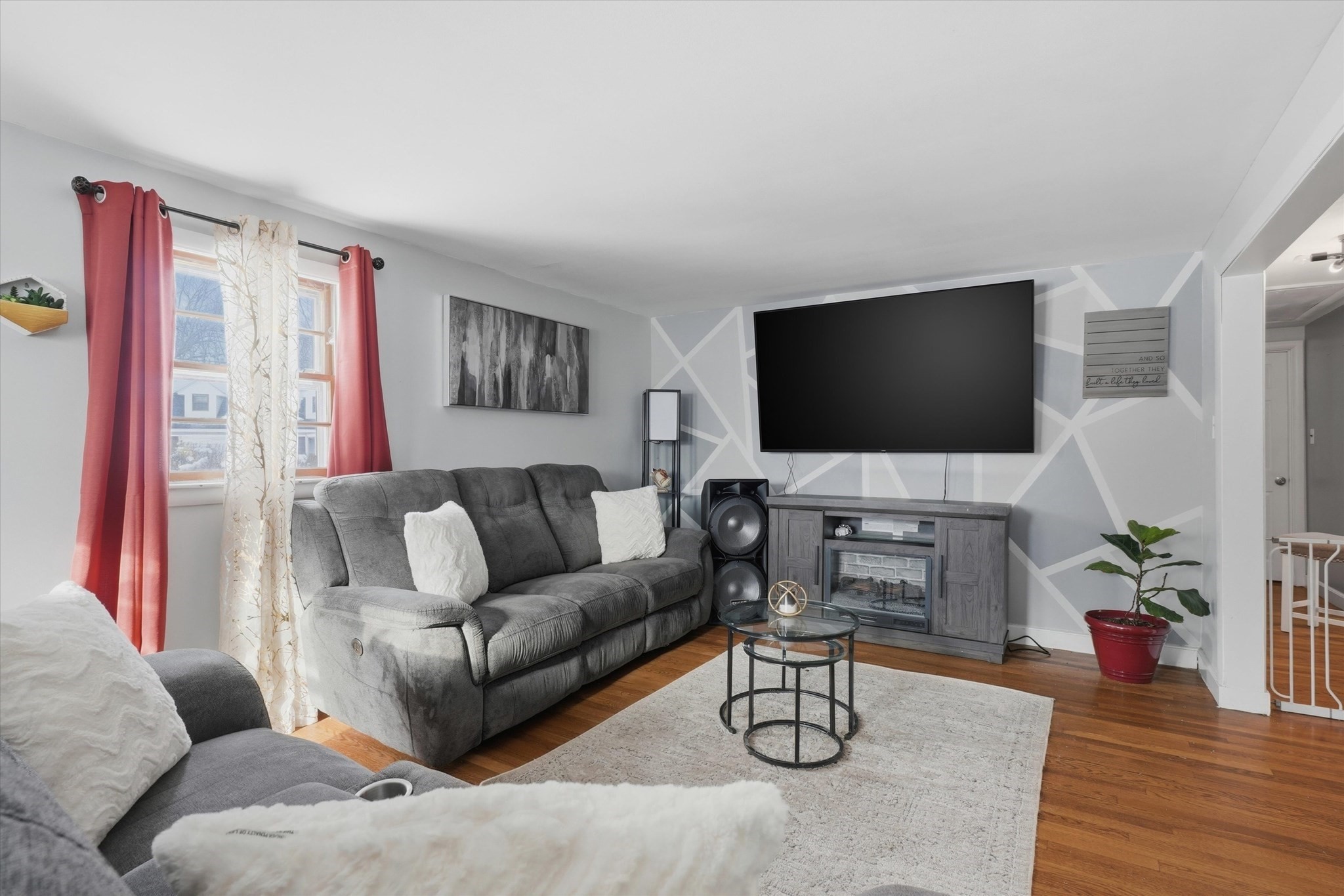 32 Josephine Ave, Methuen, MA 01844 - Image 2