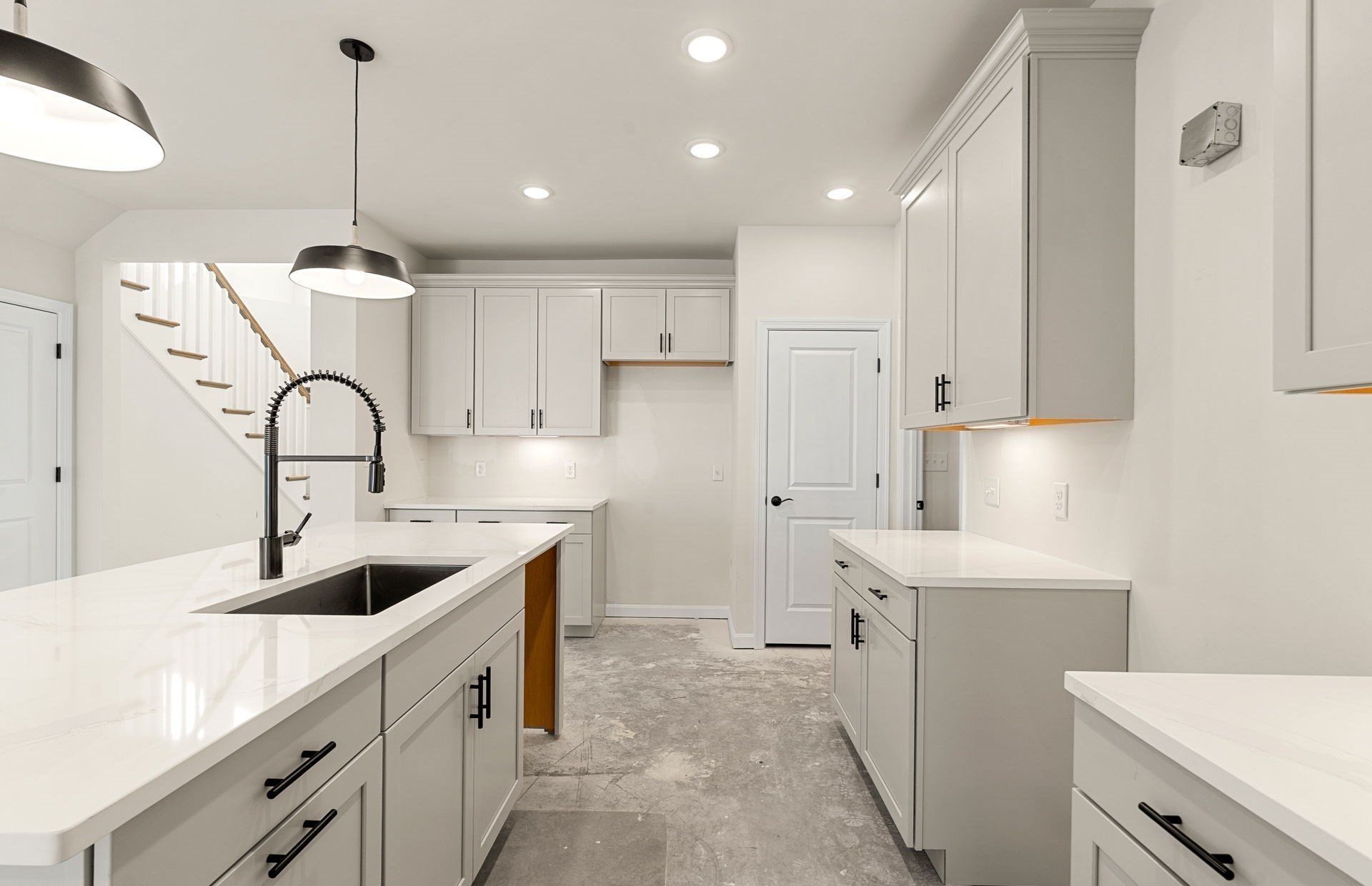 34 East Point Drive Unit 3, East Providence, RI 02916