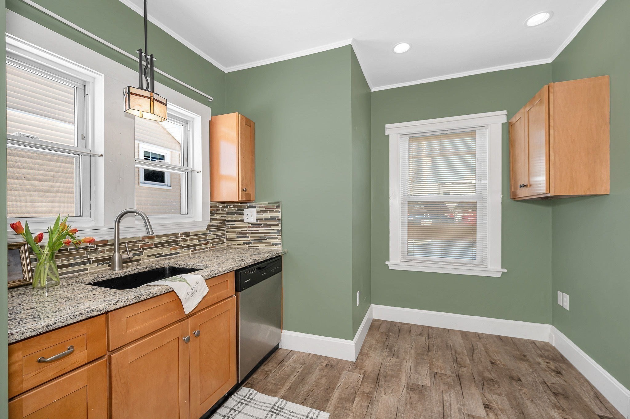 69 Ash Street, Reading, MA 01867 - Image 7