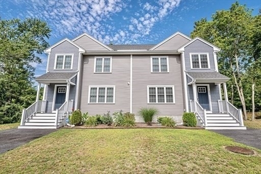 60 Danforth St, Taunton, MA 02780