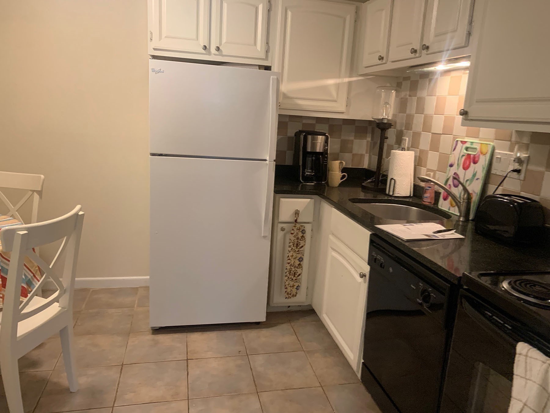 145 Essex Avenue Unit 402, Gloucester, MA 01930 - Image 9