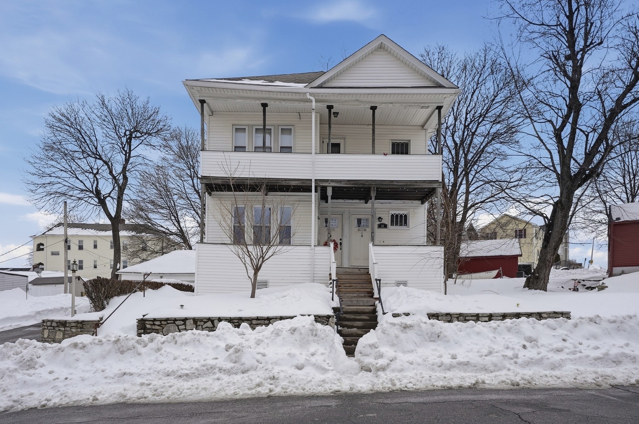 24 Ingleside Avenue, Worcester, MA 01604
