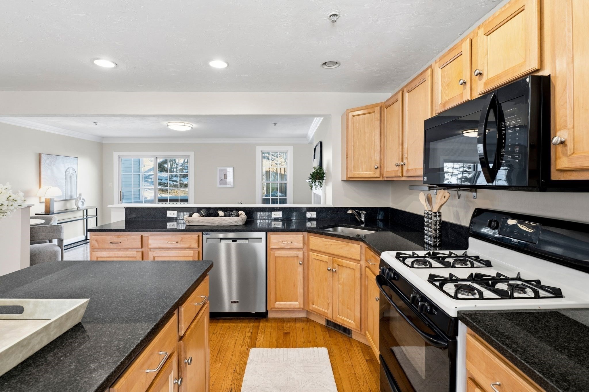 52 Packards Ln Unit 4, Quincy, MA 02169 - Image 7